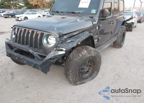 2018 Jeep Wrangler Unlimited Sahara 4X4 из США, поврежденный, VIN 1C4HJXEG7JW117328